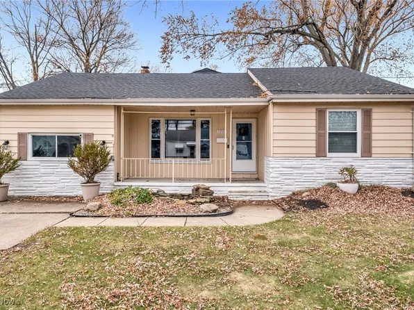 1238 E 343rd St, Eastlake, OH 44095