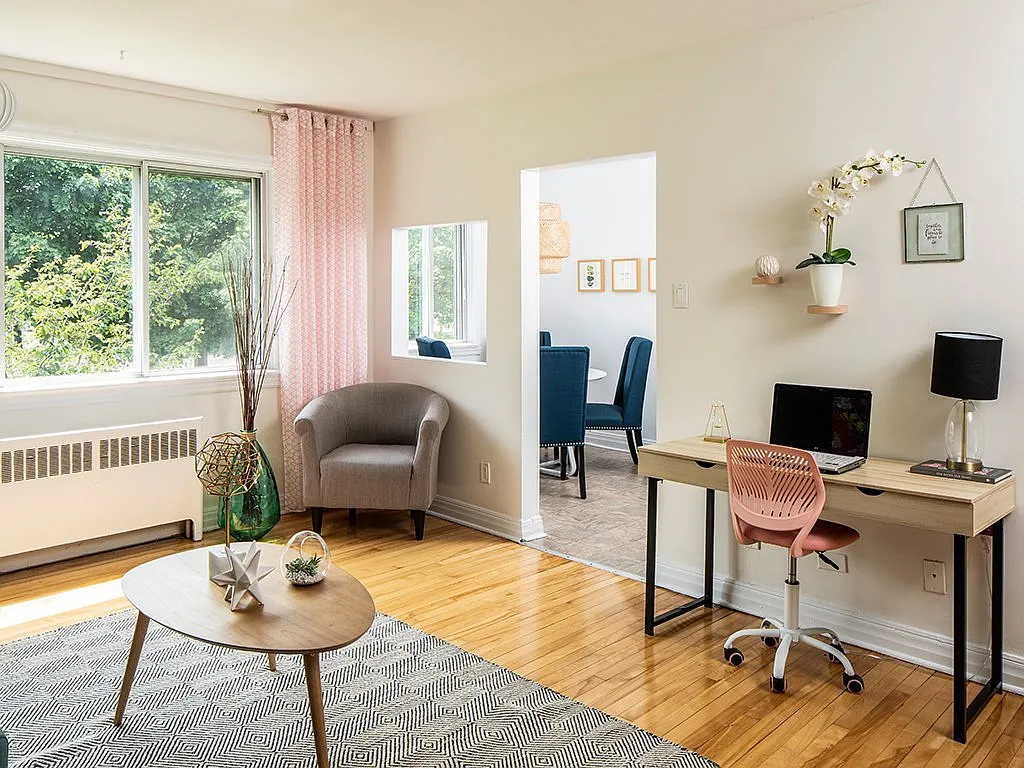 Eastwood Park Apartments — Photo 4