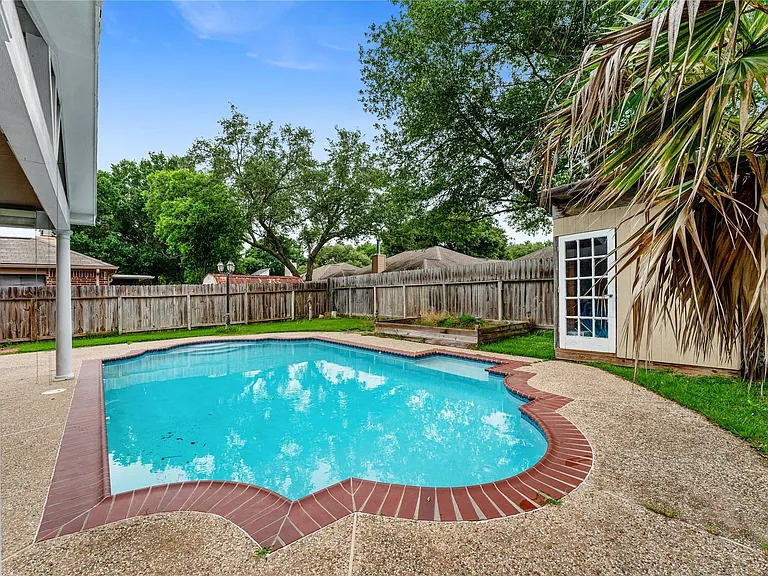 5622 Village Park Dr — Photo 30