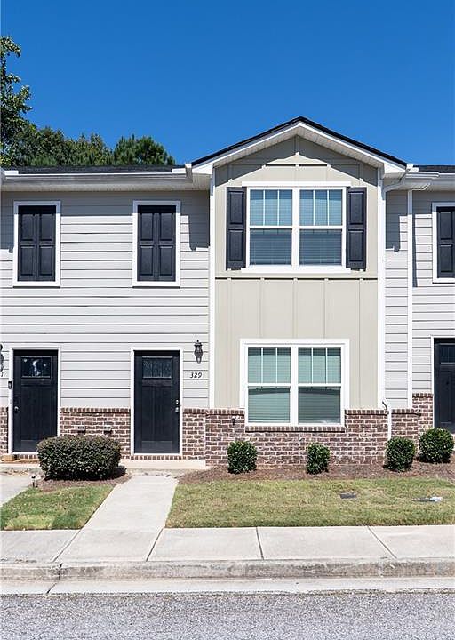 1st image of 329 Ashigan St