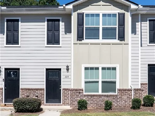 329 Ashigan St, Union City, GA 30291