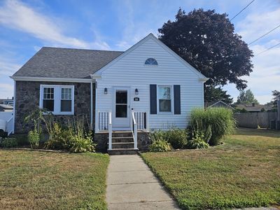 66 Ohio St, New Bedford, MA, 02745