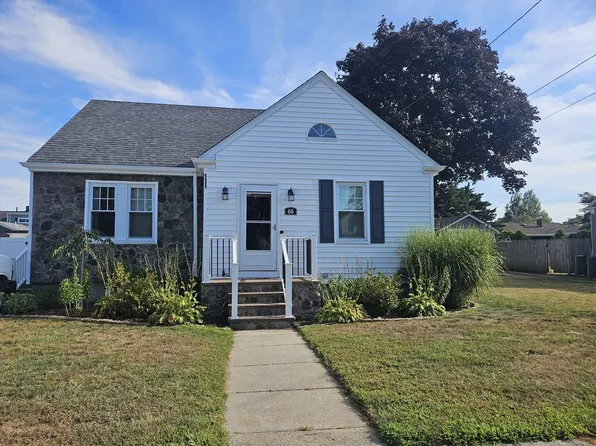 66 Ohio St, New Bedford, MA 02745
