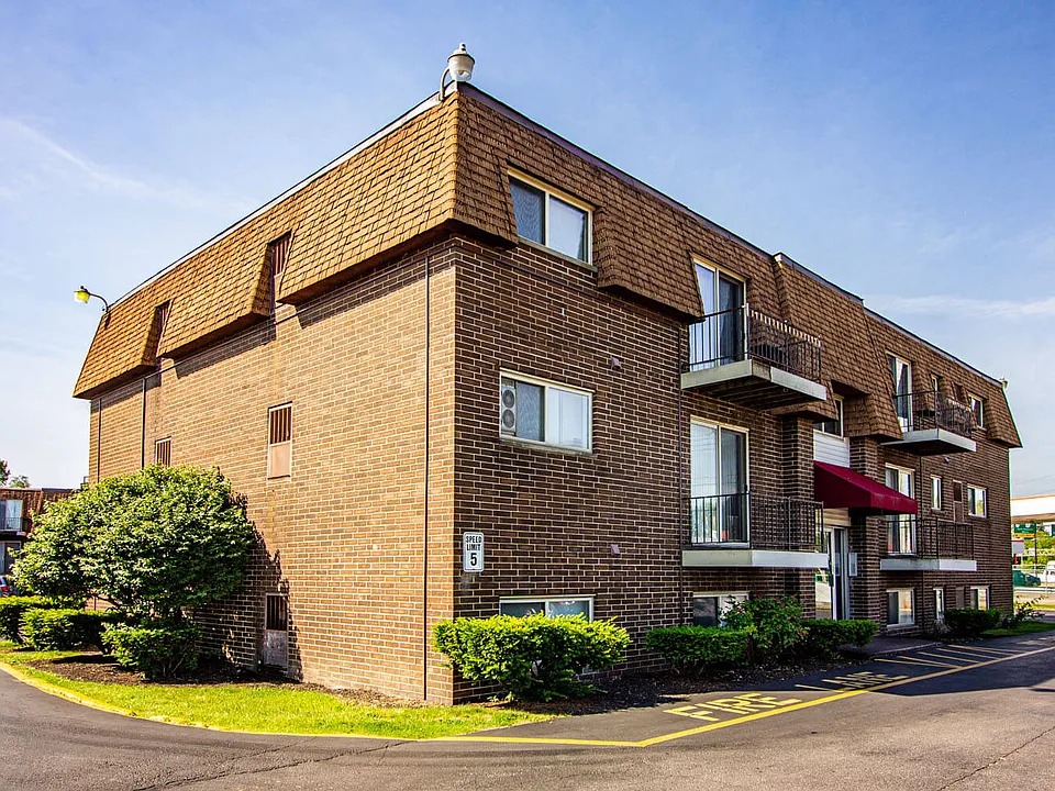A1-525 Bell Ave #1