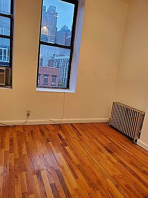 3rd image of 803 9th Ave APT 5S