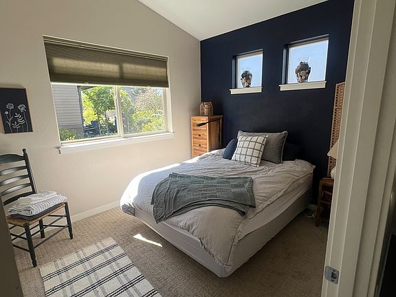3rd image of 92 Dunn Cir