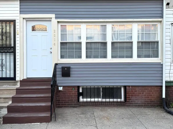 2014 S Bucknell St, Philadelphia, PA 19145