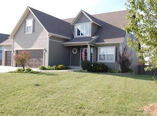 20552 W 200th St, Spring Hill, KS 66083