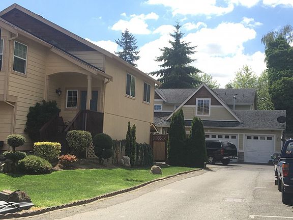 3rd image of 4013 S 148th St