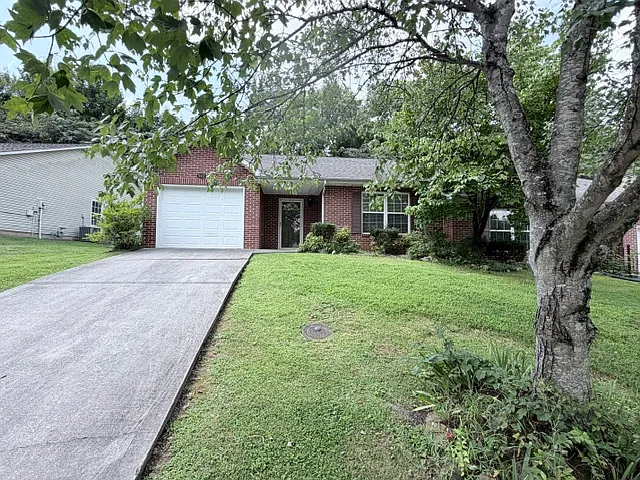 2 bed, 1290 sqft, $1,750 — Photo 1