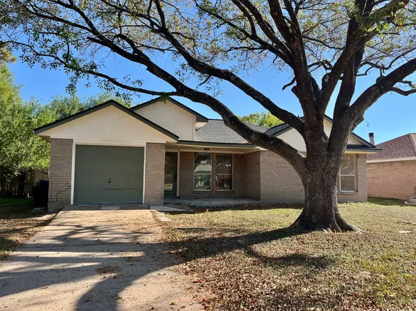 8606 Lazy Brook Ln, La Porte, TX 77571