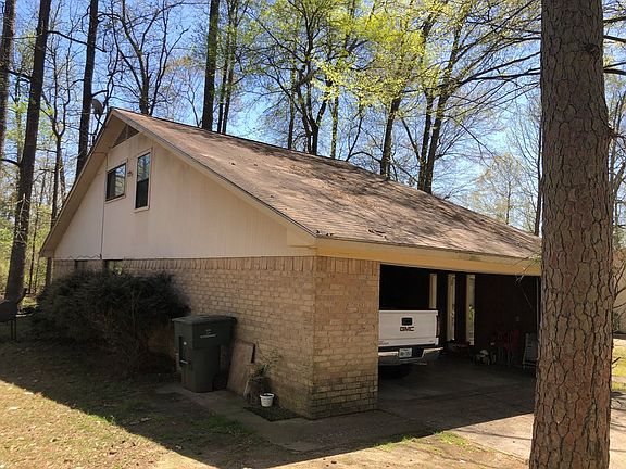 5th image of 201 Robinhood Dr