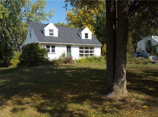 2466 Westside Dr, North Chili, NY 14514