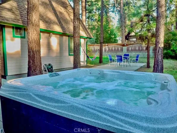 336 W Sherwood Blvd, Big Bear City, CA 92314