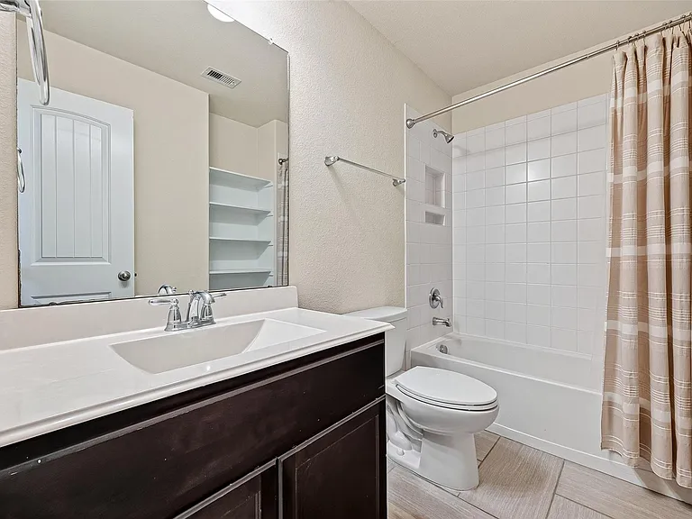4631 Stolz Trl — Photo 29