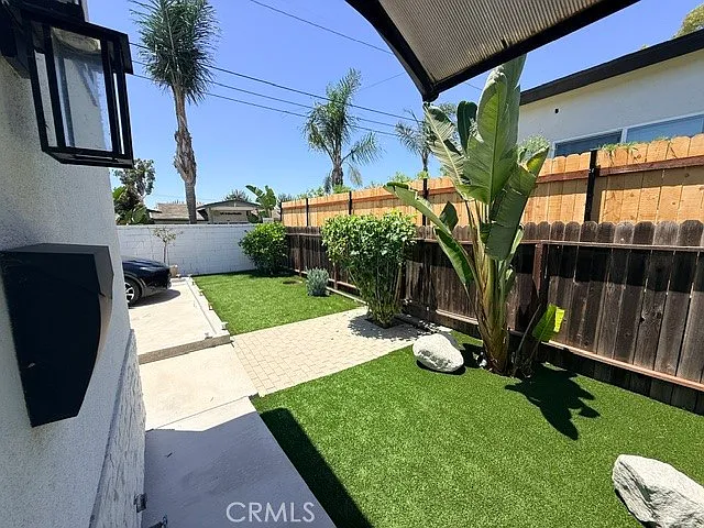 1476 Kenneth Dr — Photo 12