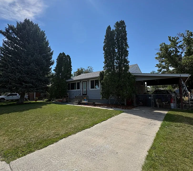 2120 Yellowstone Ave