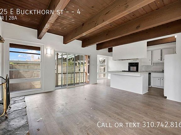 4th image of 125 E Buckthorn St #4