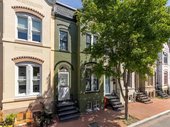 1309 Wallach Pl NW, Washington, DC 20009