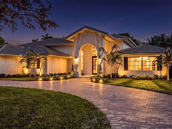 5th image of 16960 SW 74th Ct