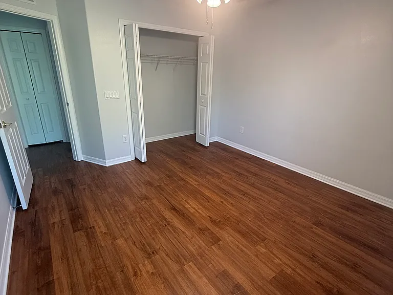 445 Bayou Village Dr — Photo 9