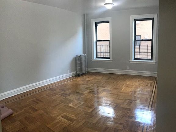 4th image of 15711 Sanford Ave APT 11B