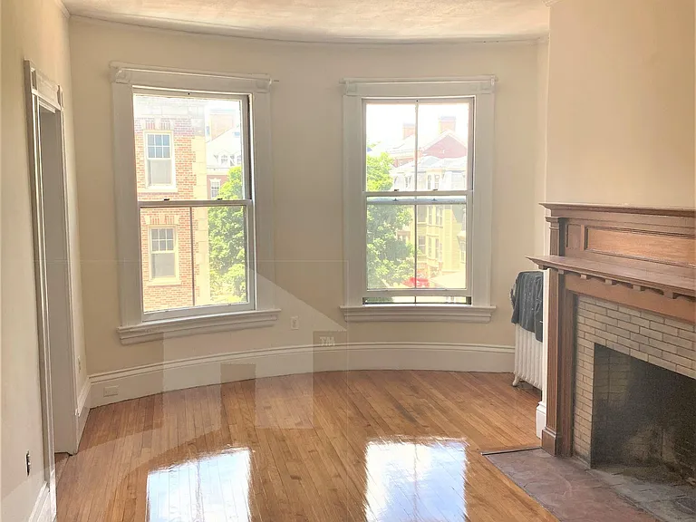 2 Ware St #401 — Photo 1