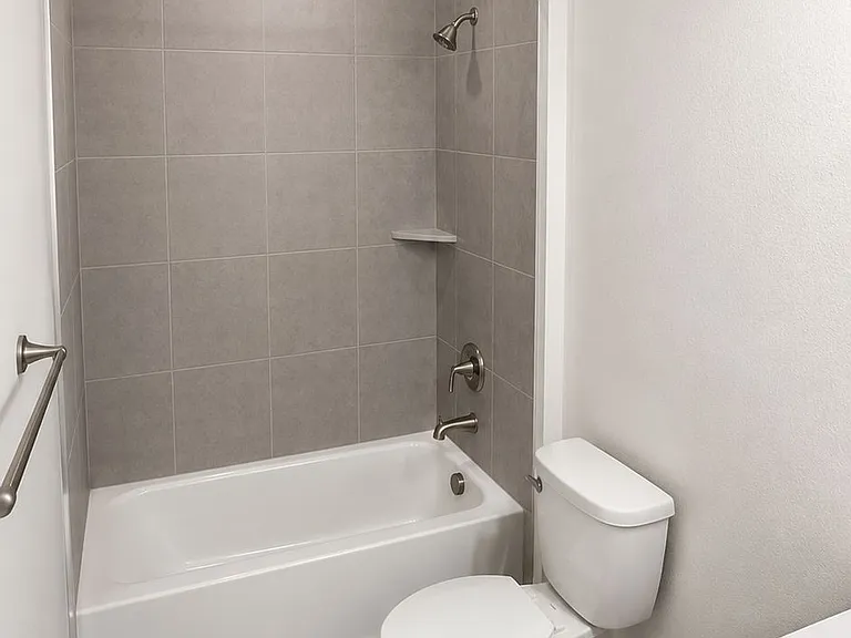 4917 Ripley Ave — Photo 2