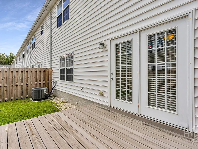 13 Cypress Ln — Photo 25