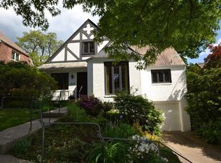 619 Crystal Dr, Pittsburgh, PA 15228