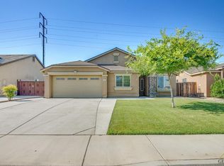 9308 Whitman Ave, Bakersfield, CA 93311