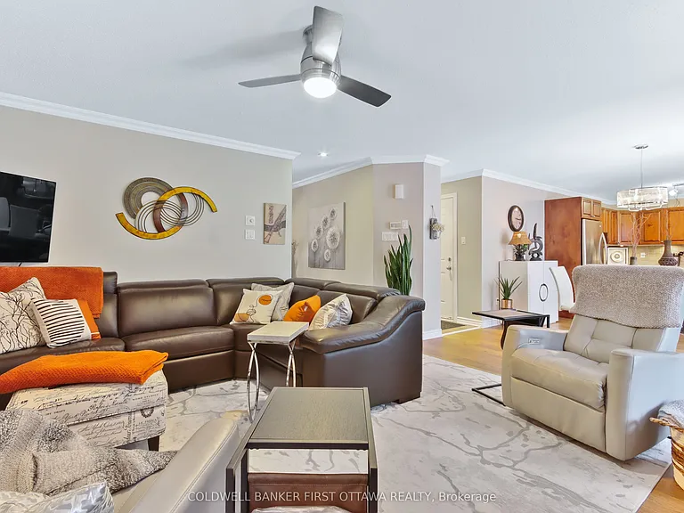 328 Fairlakes Way — Photo 7