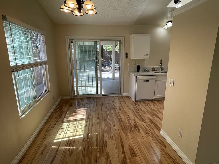 12697 Saffron Ct — Photo 5