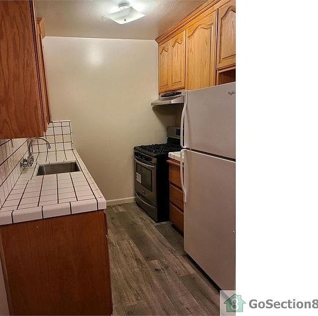 1st image of 577 Vista Ave #7