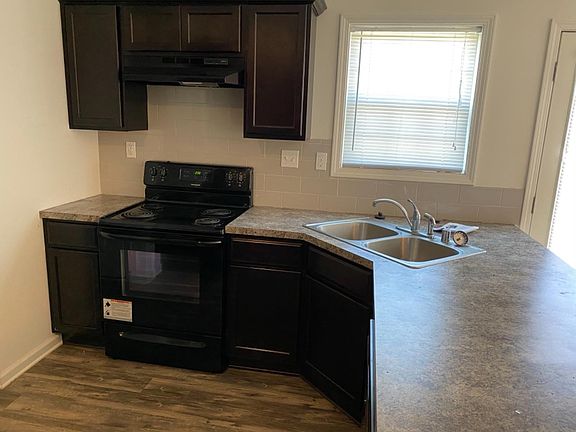 5th image of 673 Estrella Dr