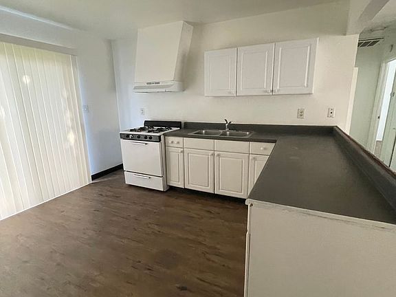 5th image of 1634 S Garden St APT 2