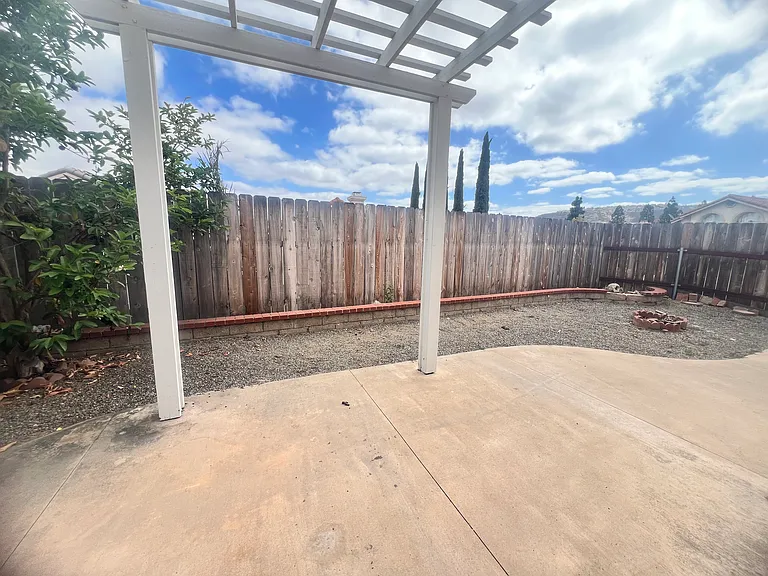 9250 Longridge Way — Photo 12