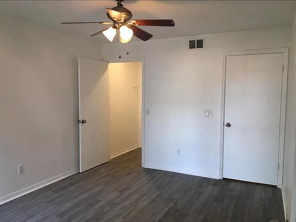 5th image of 4540 Commander Dr APT 2215