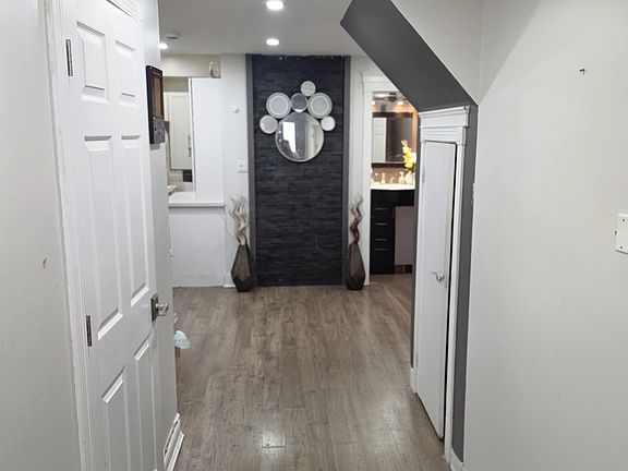 4th image of 133 The Queensway