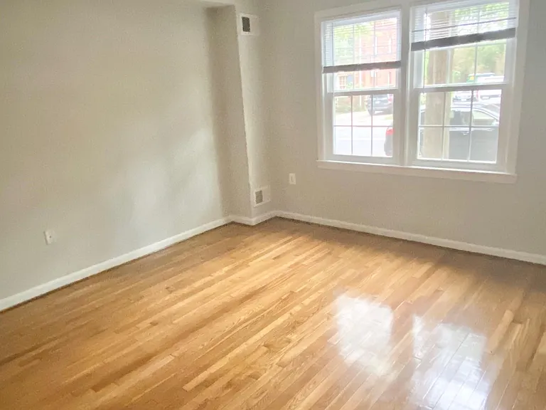 4517 Macarthur Blvd NW #A — Photo 14