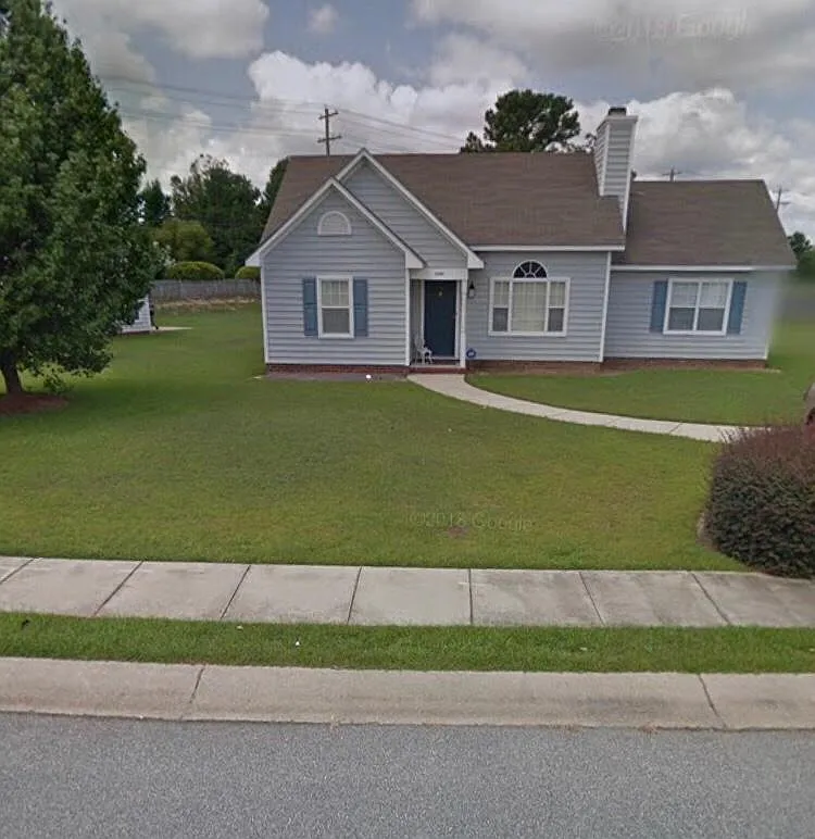 1504 Greys Mill Rd — Photo 1