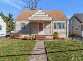 225 Harris Ave, Middlesex, NJ 08846