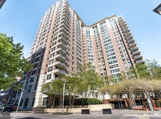 851 N Glebe Rd APT 205, Arlington, VA 22203