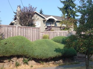 9707 Linden Ave N, Seattle, WA 98103