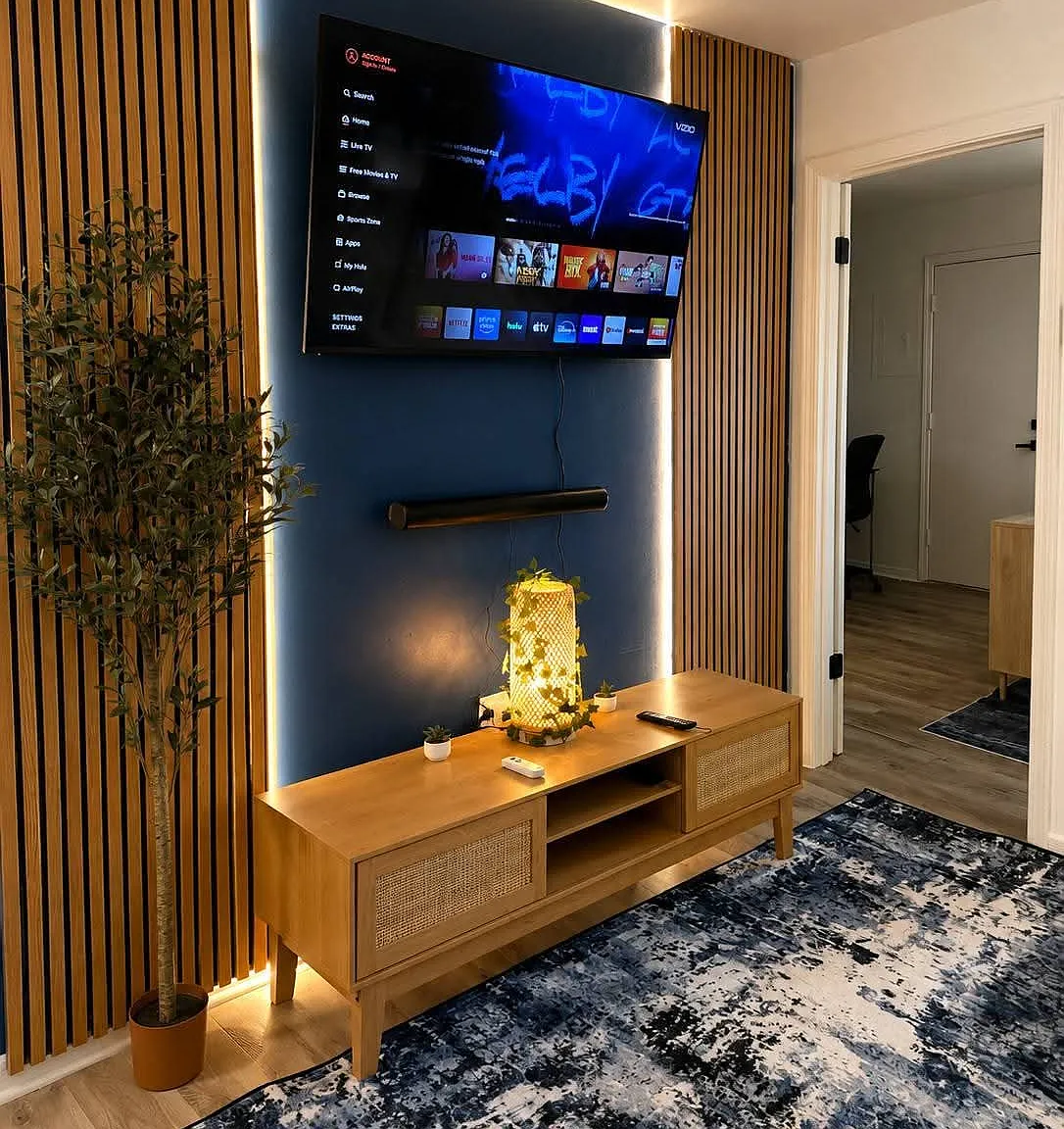 1 bed, 500 sqft, $2,250 — Photo 2