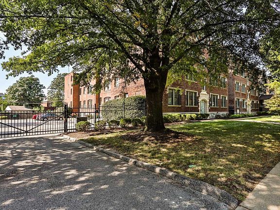 2nd image of 4220 McPherson Ave APT 103