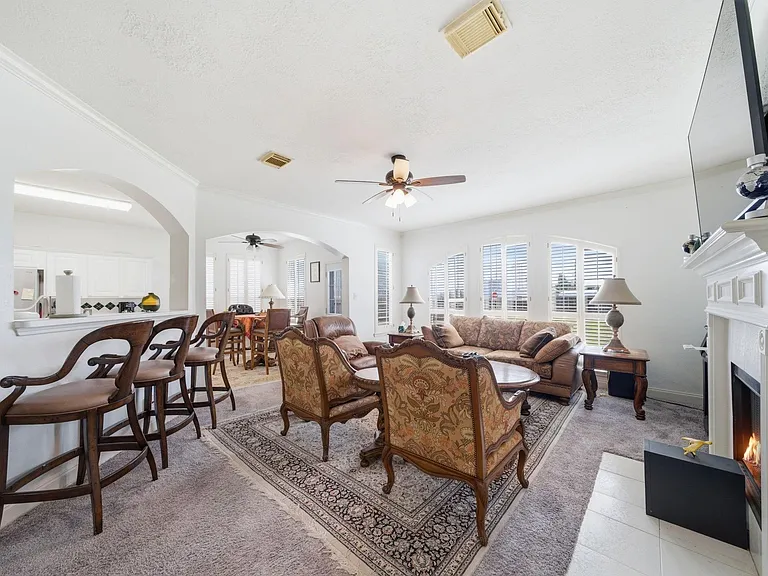 8974 Green Castle Way — Photo 4