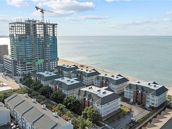 5th image of 2420 Ocean Shore Cres #201