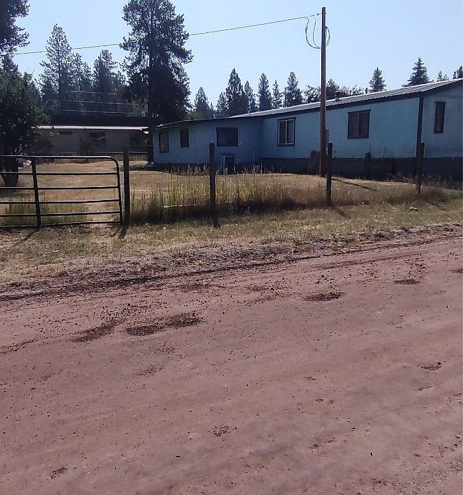 1st image of 610 Spruce Dr