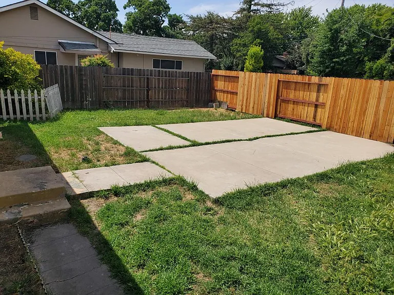 213 W Norwich Dr — Photo 15